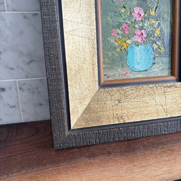 Vintage Framed and Signed Original Floral Still Life Painting - Picture 6 of 7